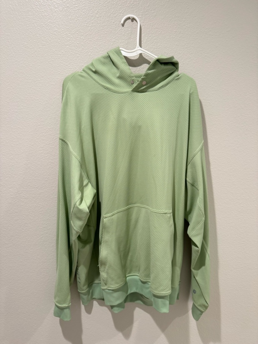 Men's Lululemon Lightweight Mint Green Hooded Sweater